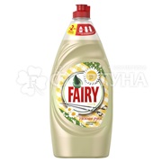 Моющее средство для посуды Fairy 900 мл Ромашка и витамин Е