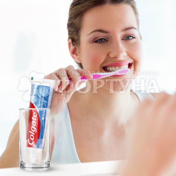 Зубная паста Colgate 100 мл Крепкие зубы, свежее дыхание